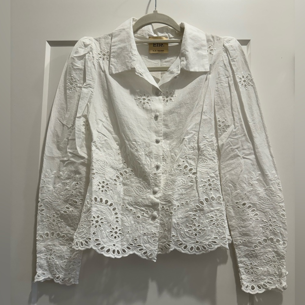 NWOT | Elie Tahari | White Embroidered Button Down | Size S